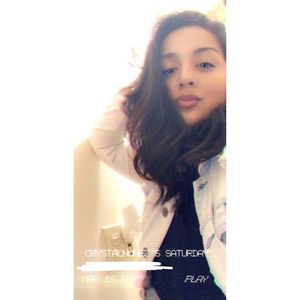 Meet your Posher, Crystal